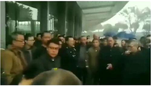 重庆网约车最新爆料,行业变革在即，司机乘客权益再升级